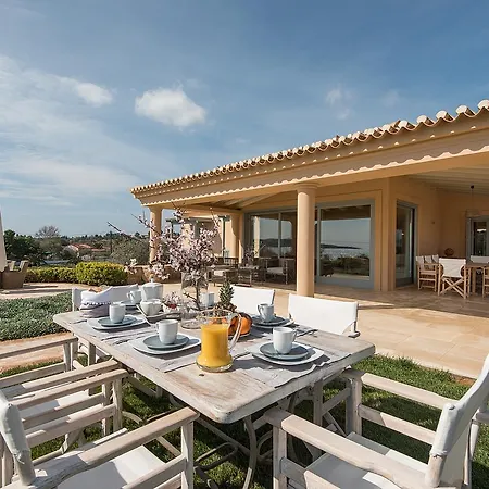 Villa Gold *