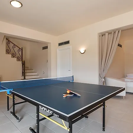 Gold * Πόρτο Χέλι